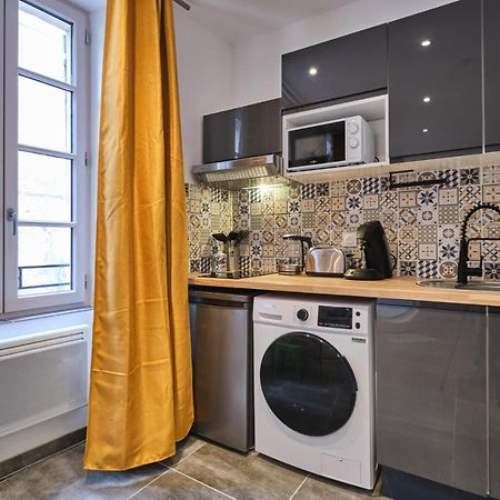 Place Carnot - Studio Tout Equipe Avec Jacuzzi Proche Toutes Commodites Carcassone Exterior photo