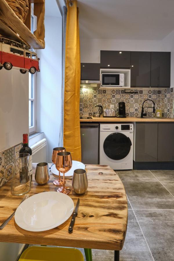 Place Carnot - Studio Tout Equipe Avec Jacuzzi Proche Toutes Commodites Carcassone Exterior photo
