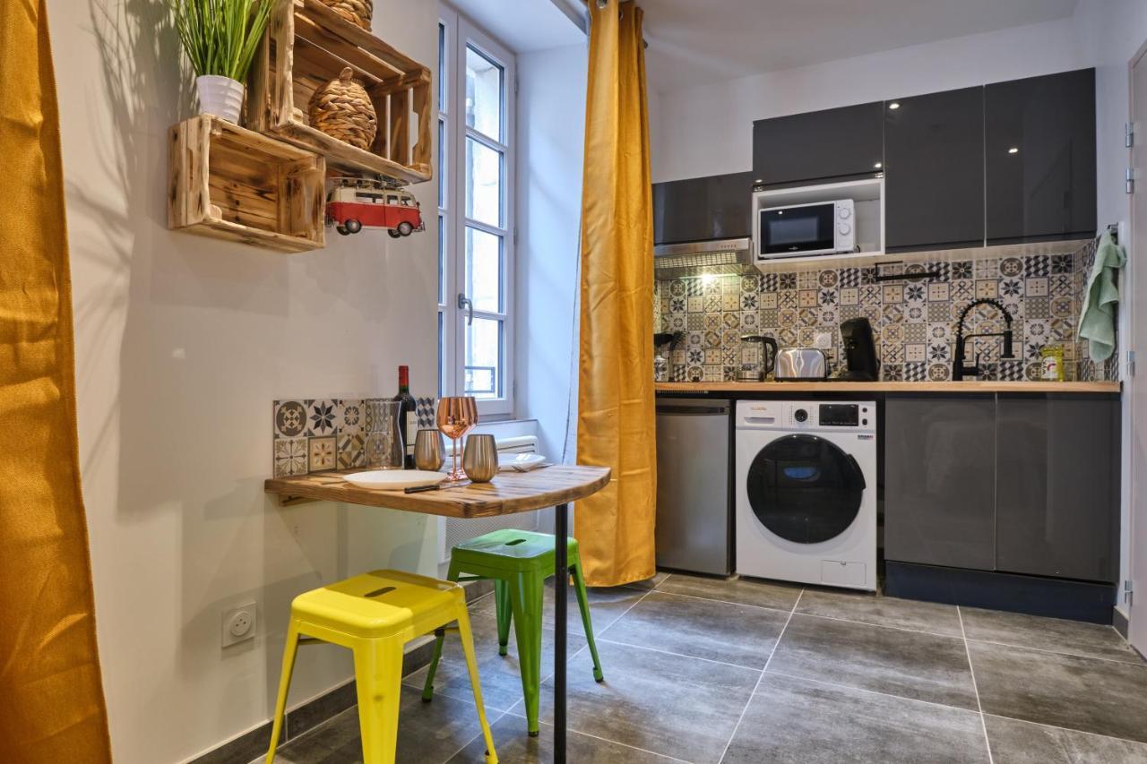 Place Carnot - Studio Tout Equipe Avec Jacuzzi Proche Toutes Commodites Carcassone Exterior photo