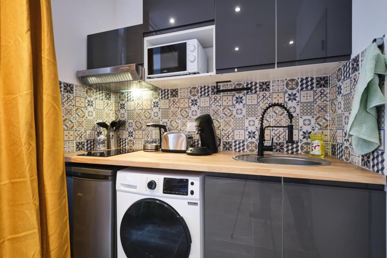 Place Carnot - Studio Tout Equipe Avec Jacuzzi Proche Toutes Commodites Carcassone Exterior photo