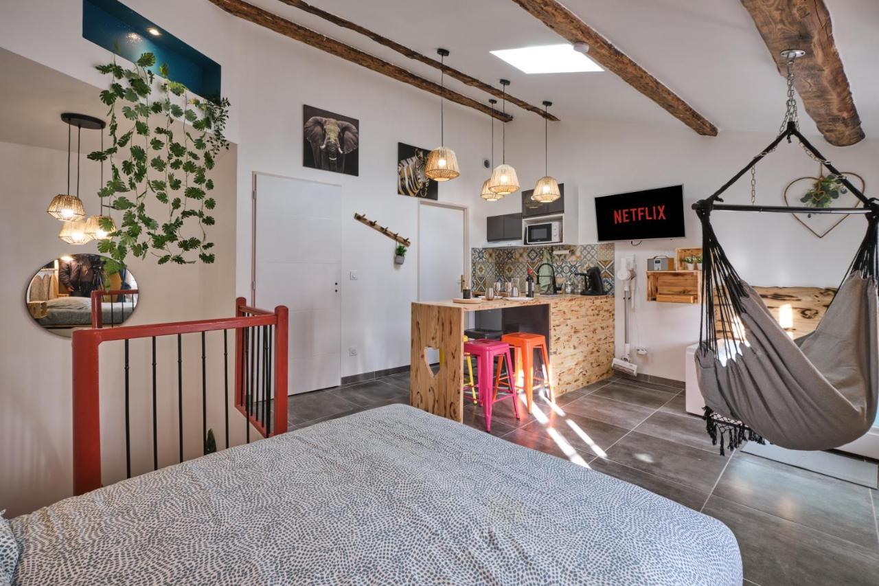 Place Carnot - Studio Tout Equipe Avec Jacuzzi Proche Toutes Commodites Carcassone Exterior photo