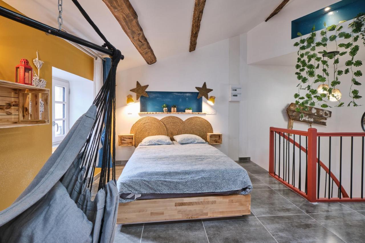 Place Carnot - Studio Tout Equipe Avec Jacuzzi Proche Toutes Commodites Carcassone Exterior photo