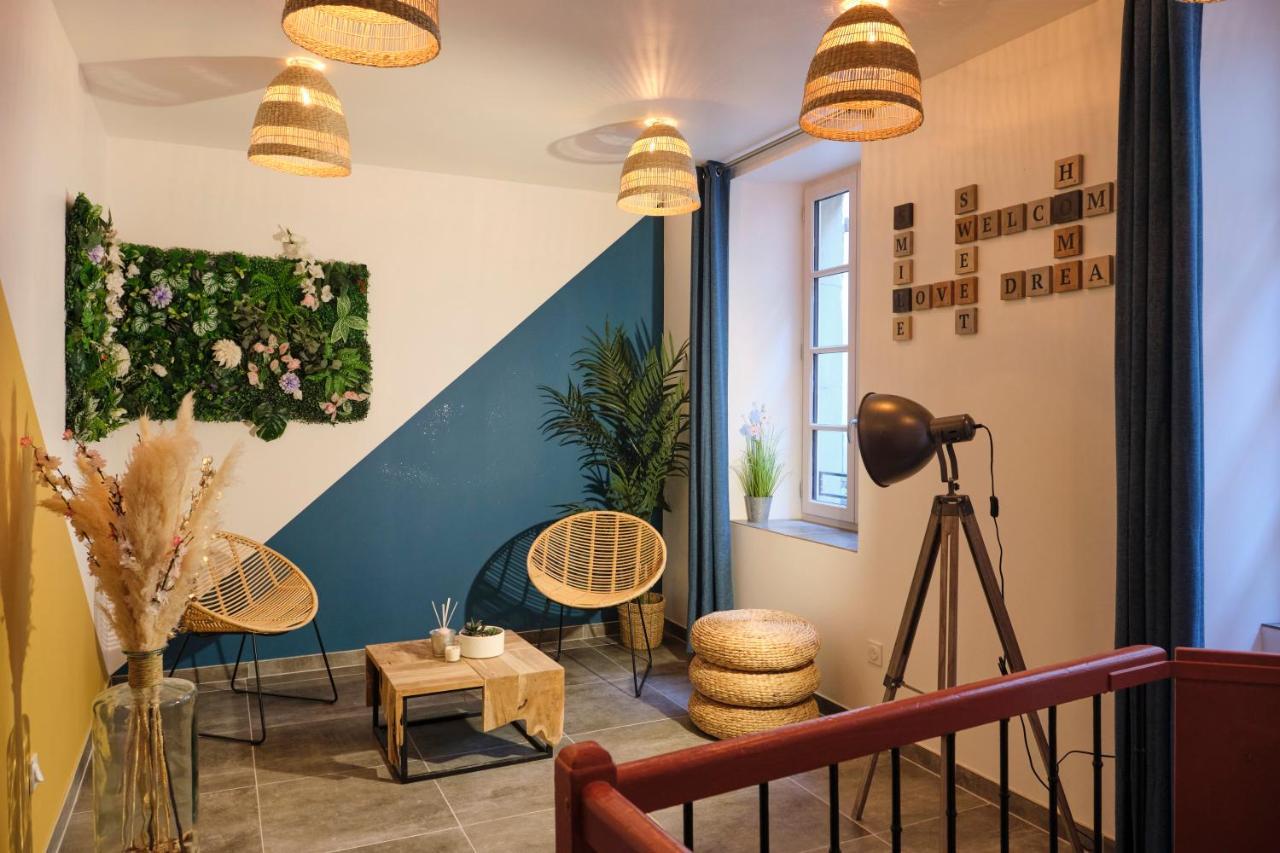 Place Carnot - Studio Tout Equipe Avec Jacuzzi Proche Toutes Commodites Carcassone Exterior photo